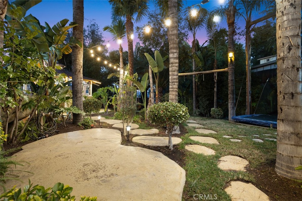 2531 Cottage Drive Corona, CA 92881 - Photo 40 of 48 a view of a swimming pool with an outdoor seating