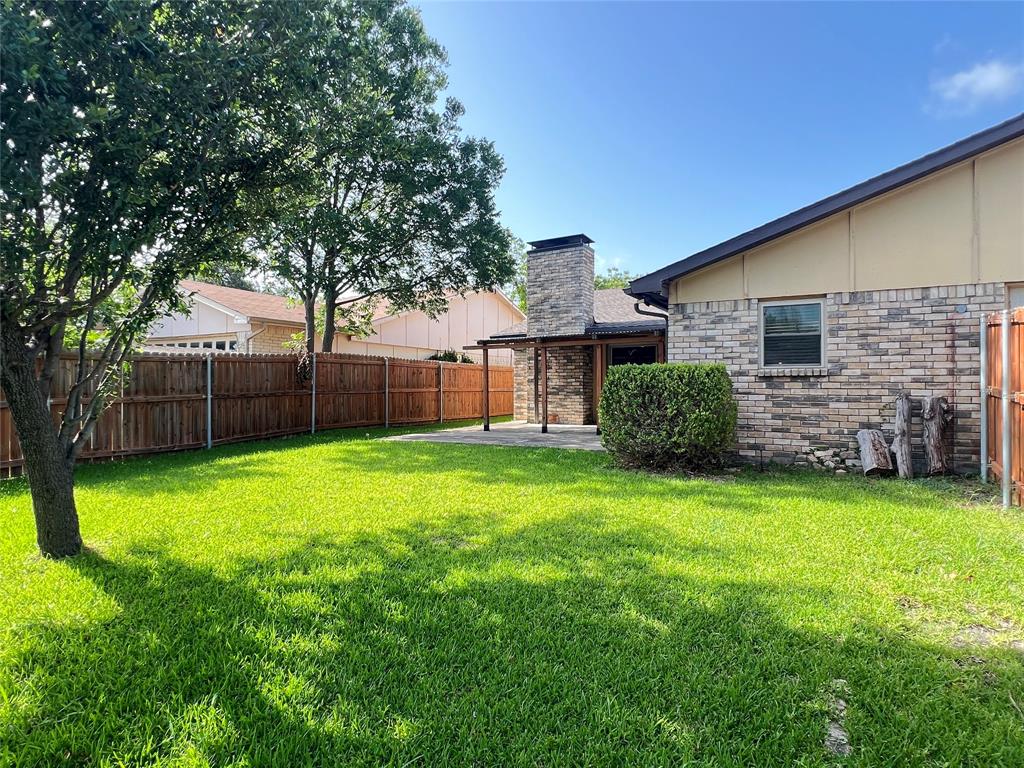 2107 Victoria Road Carrollton, TX 75007 - Photo 30 of 39