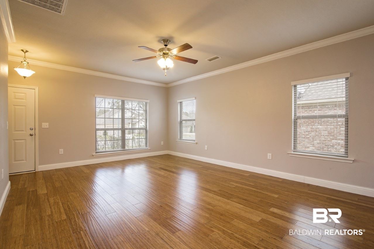 248 Hawthorne Circle Fairhope, AL 36532 - Photo 5 of 33