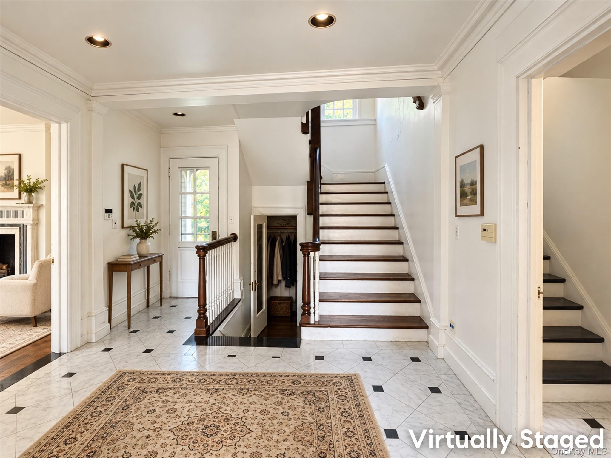 71 Arleigh Road Great Neck, NY 11021 - Photo 2 of 27 Gallery Image 2
