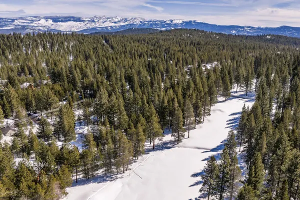 $1,399,000 | 13420 Northwoods Boulevard, Truckee, CA 96161