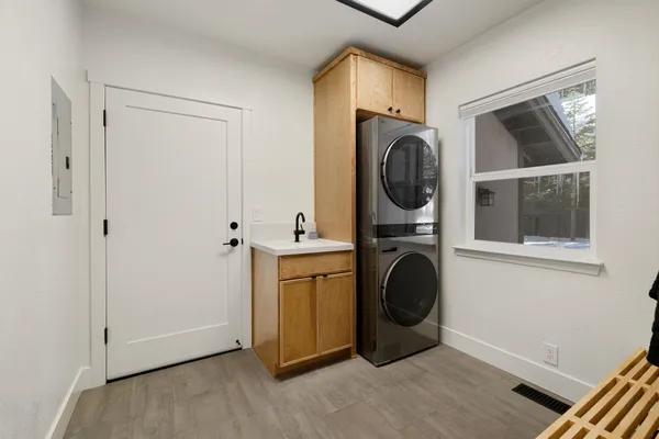 $1,399,000 | 13420 Northwoods Boulevard, Truckee, CA 96161