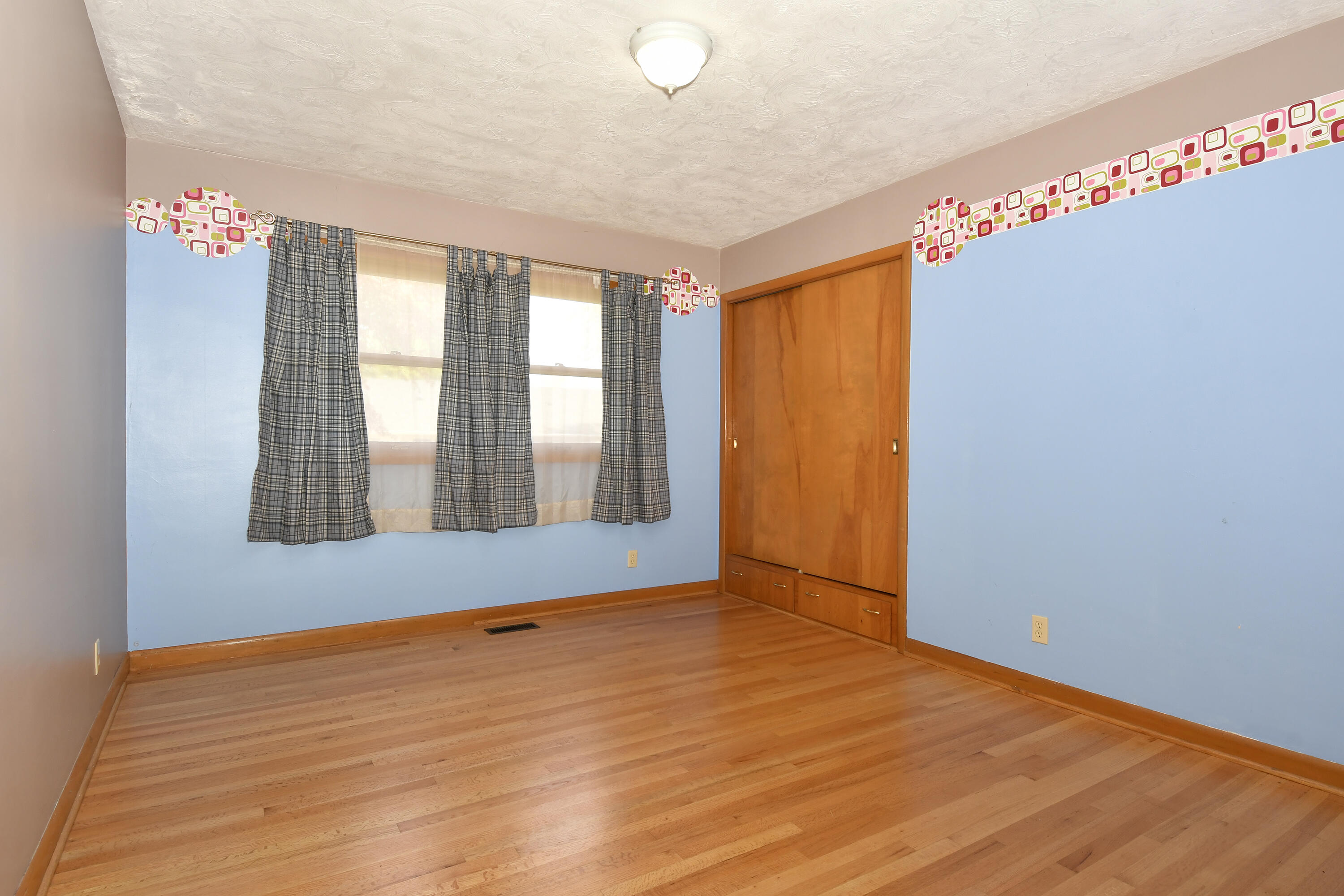 571 Northwest Wade Street Estacada, OR 97023 - Photo 24 of 45 41_Kathy Endicott 571 NW Wade St Estacad