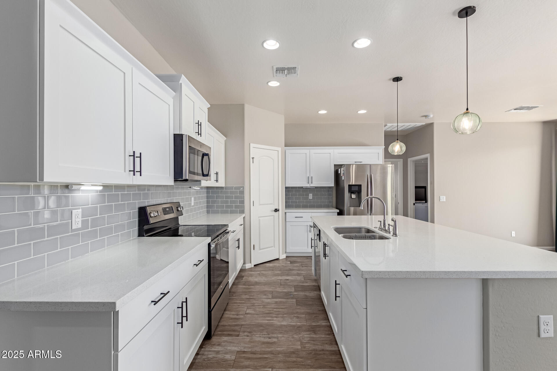 1349 East Fremont Road Phoenix, AZ 85042 - Photo 5 of 40 9 - Fremont