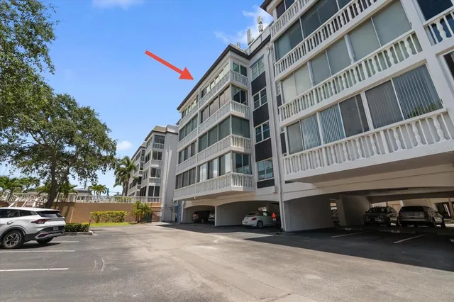 $399,900 | 139 Bluff View Drive, Unit 405, Belleair Bluffs, FL 33770