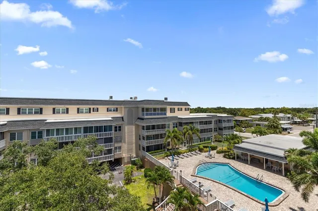 $399,900 | 139 Bluff View Drive, Unit 405, Belleair Bluffs, FL 33770