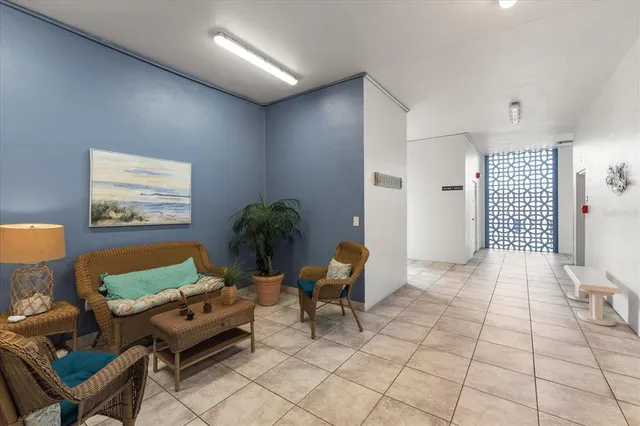 $399,900 | 139 Bluff View Drive, Unit 405, Belleair Bluffs, FL 33770