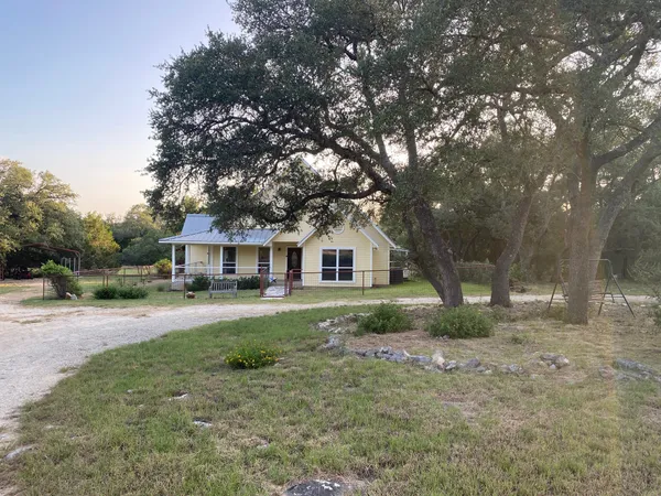 $678,900 | 306 Plainview Road, Wimberley, TX 78676