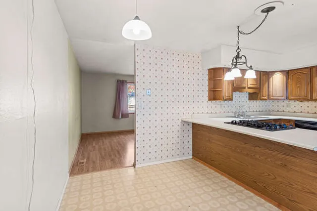 $150,000 | 2001 Country Squire Drive, Urbana, IL 61802