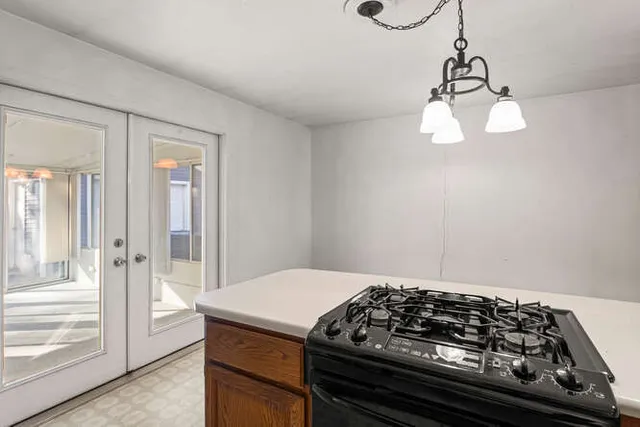 $150,000 | 2001 Country Squire Drive, Urbana, IL 61802