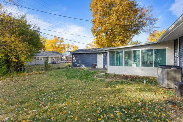 $150,000 | 2001 Country Squire Drive, Urbana, IL 61802