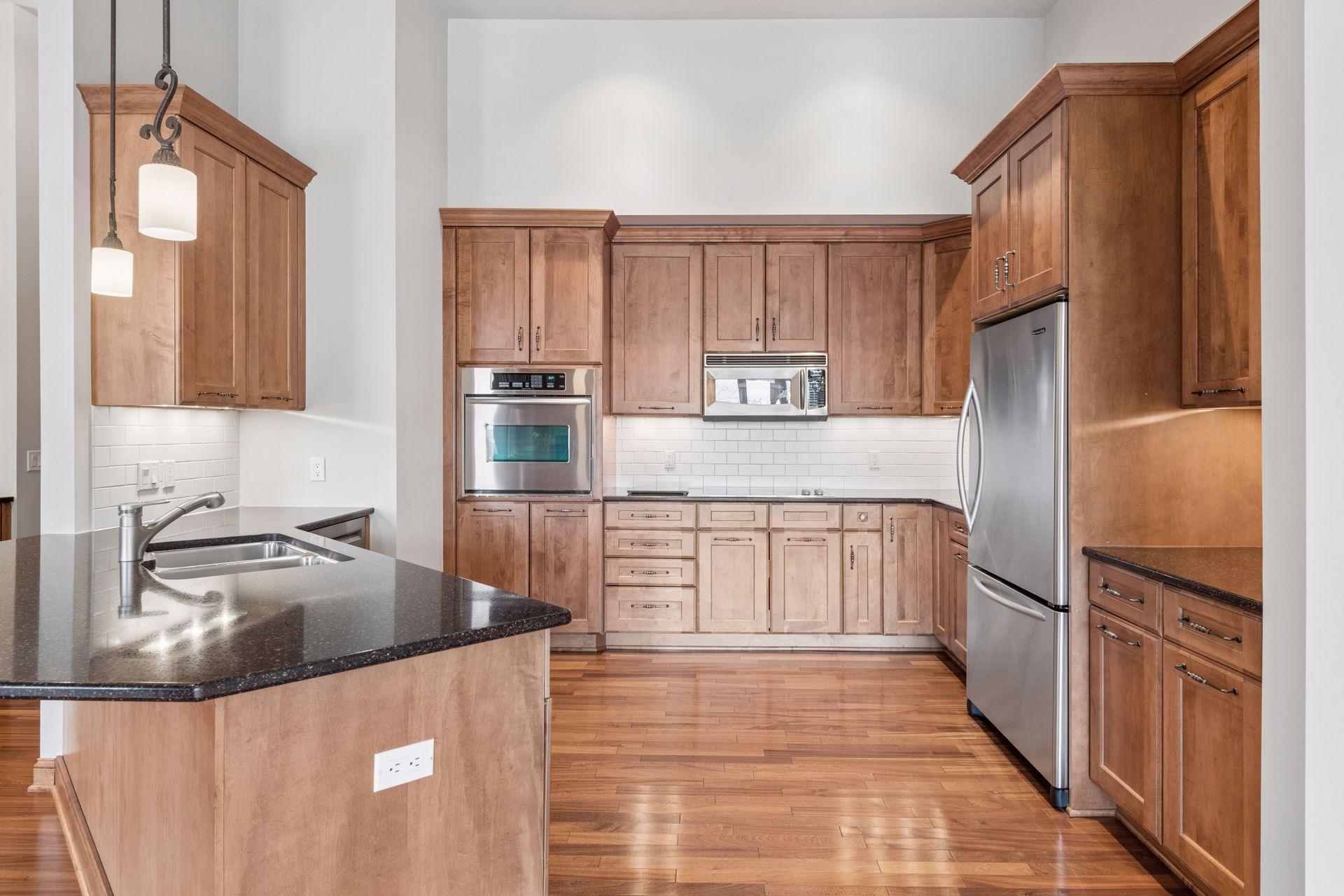 555 Oak Ridge Place, Unit 360 Hopkins, MN 55305 - Photo 11 of 46