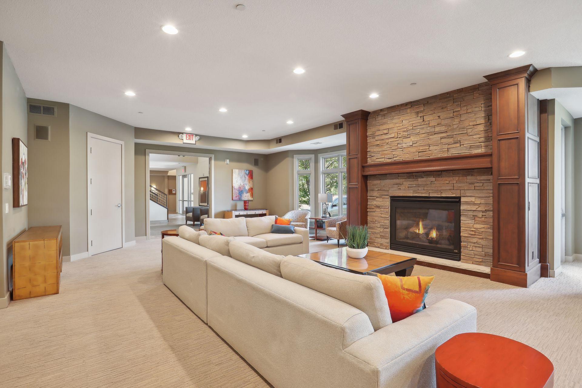 555 Oak Ridge Place, Unit 360 Hopkins, MN 55305 - Photo 33 of 46