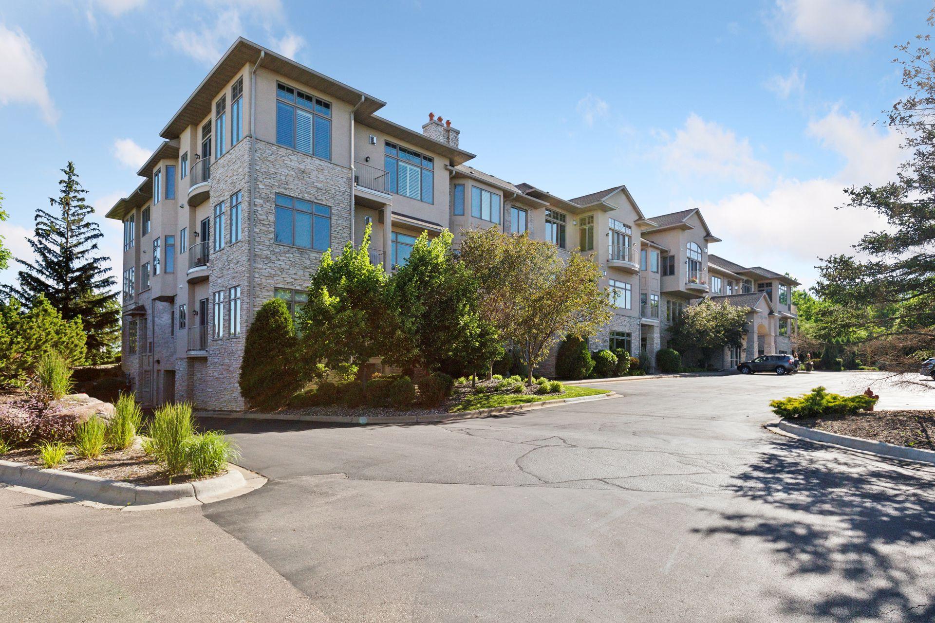 555 Oak Ridge Place, Unit 360 Hopkins, MN 55305 - Photo 42 of 46