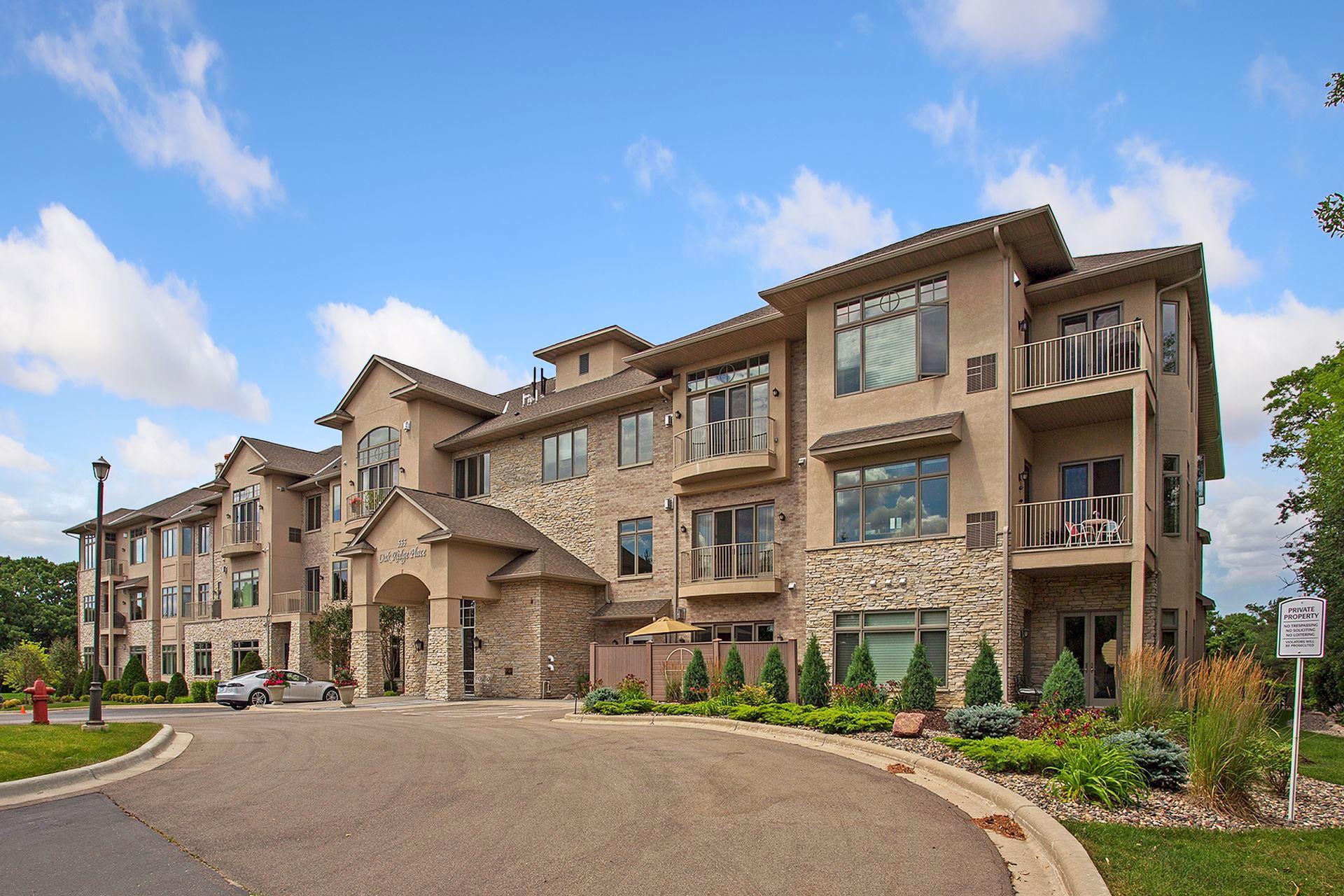 555 Oak Ridge Place, Unit 360 Hopkins, MN 55305 - Photo 44 of 46