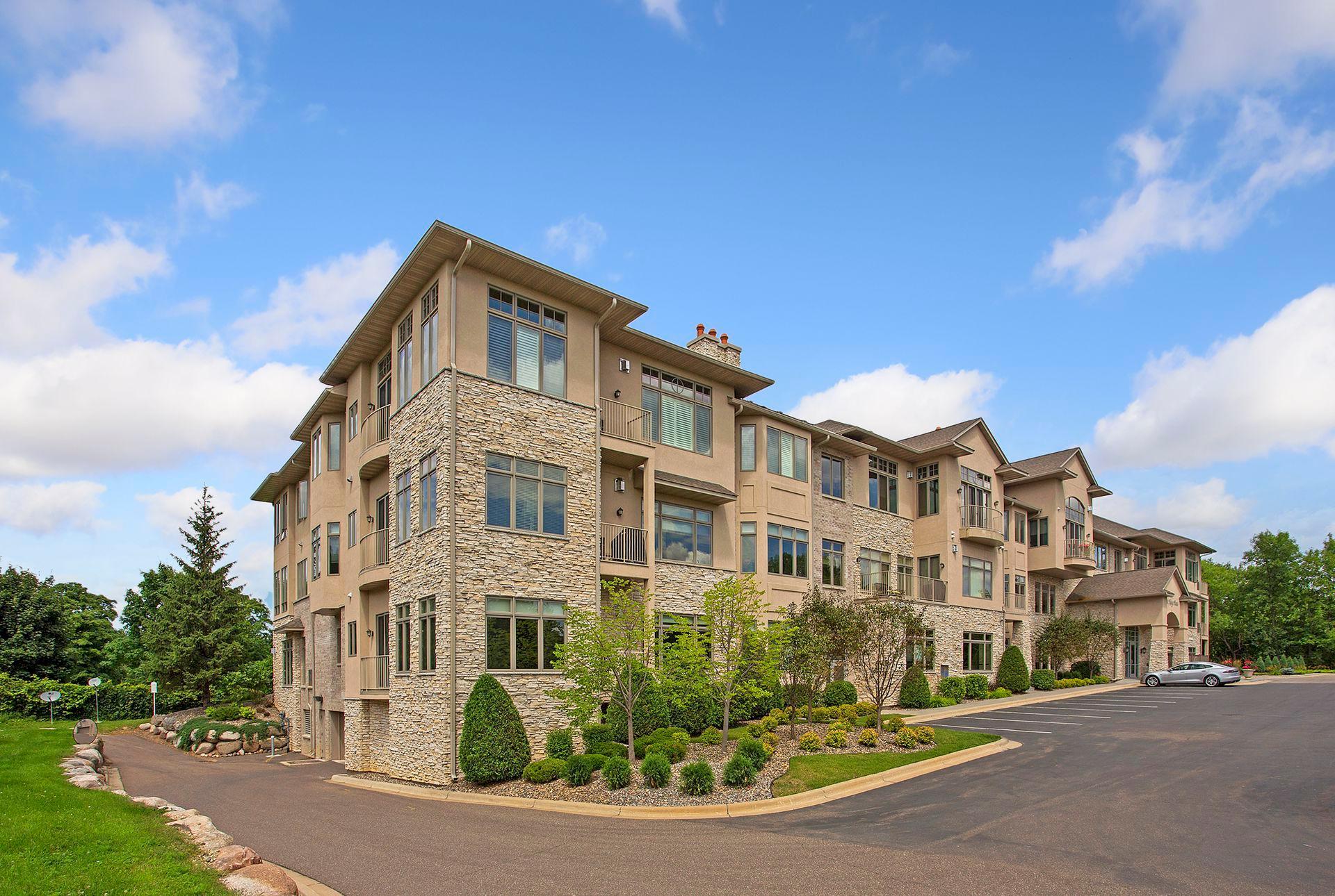 555 Oak Ridge Place, Unit 360 Hopkins, MN 55305 - Photo 45 of 46