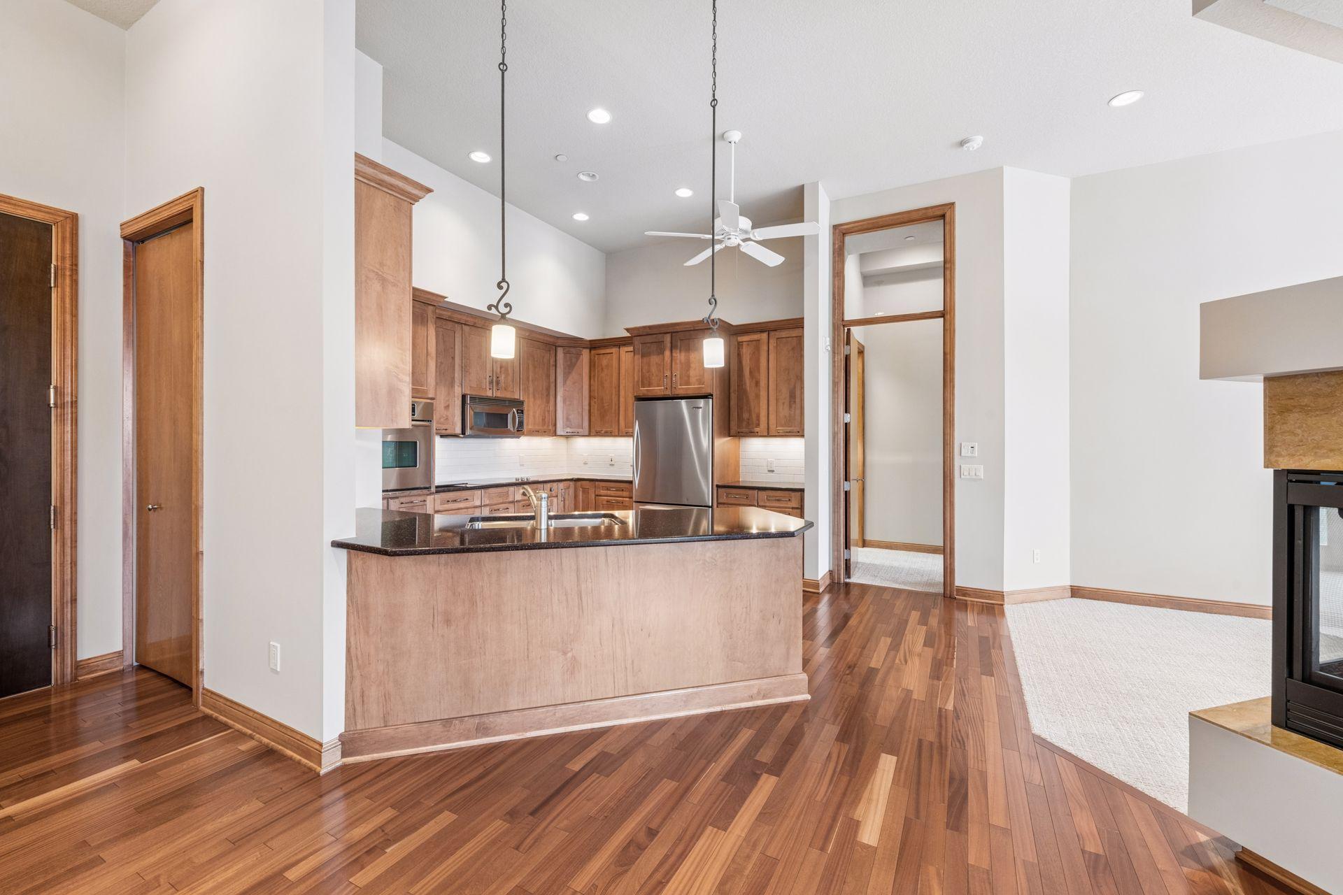 555 Oak Ridge Place, Unit 360 Hopkins, MN 55305 - Photo 10 of 46