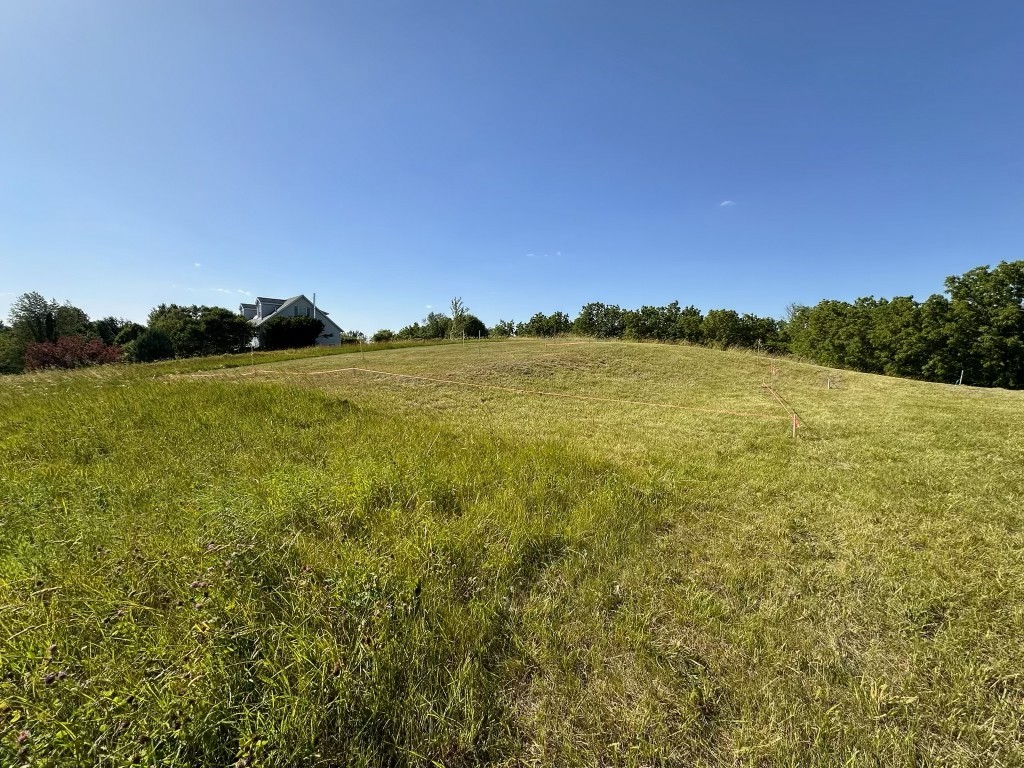 8462 Albany Road Erie, IL 61250 - Photo 4 of 9 a view of an ocean from a mountain