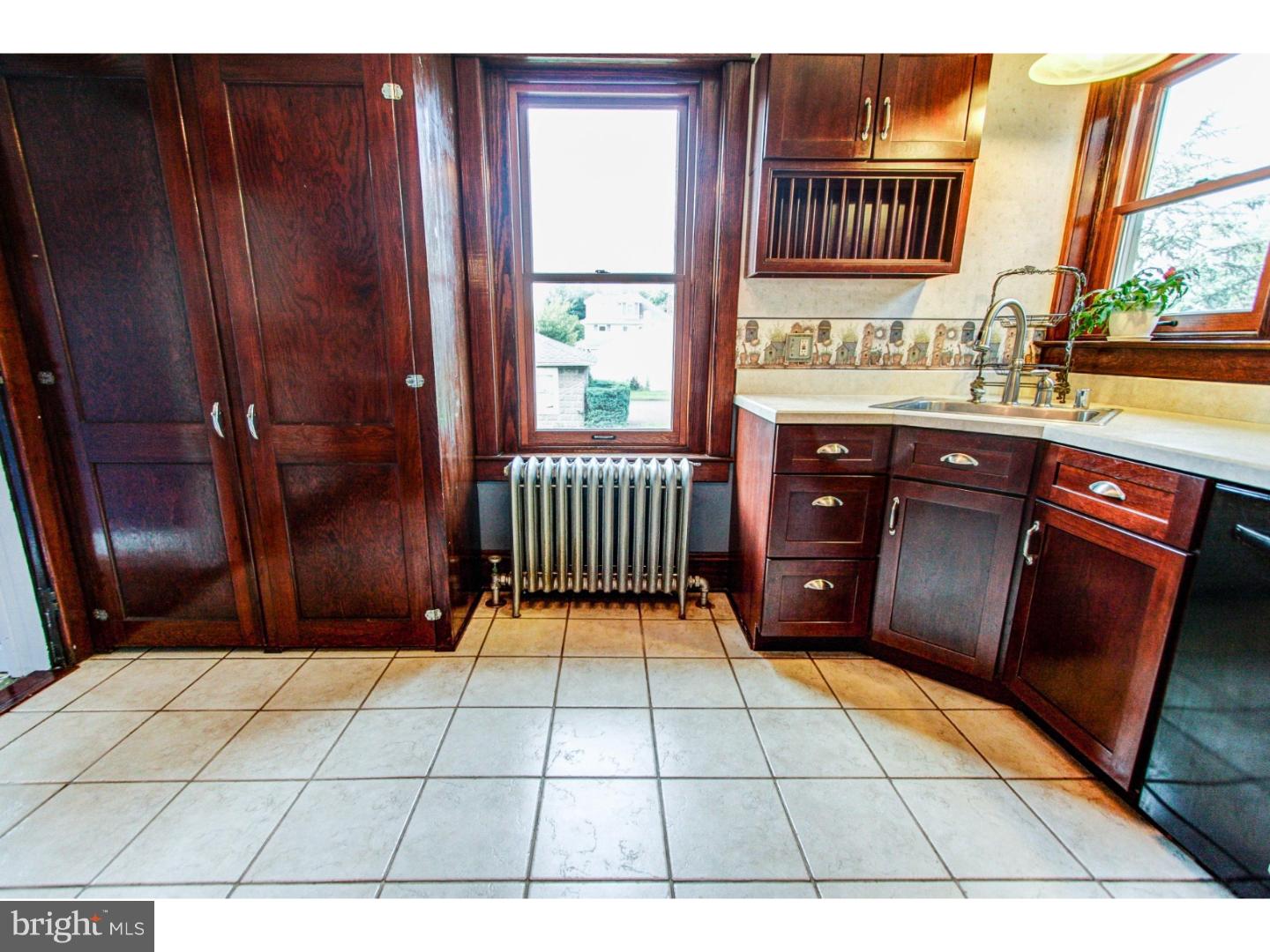 197 West Reliance Road Telford, PA 18969 - Photo 12 of 25 Kitchen