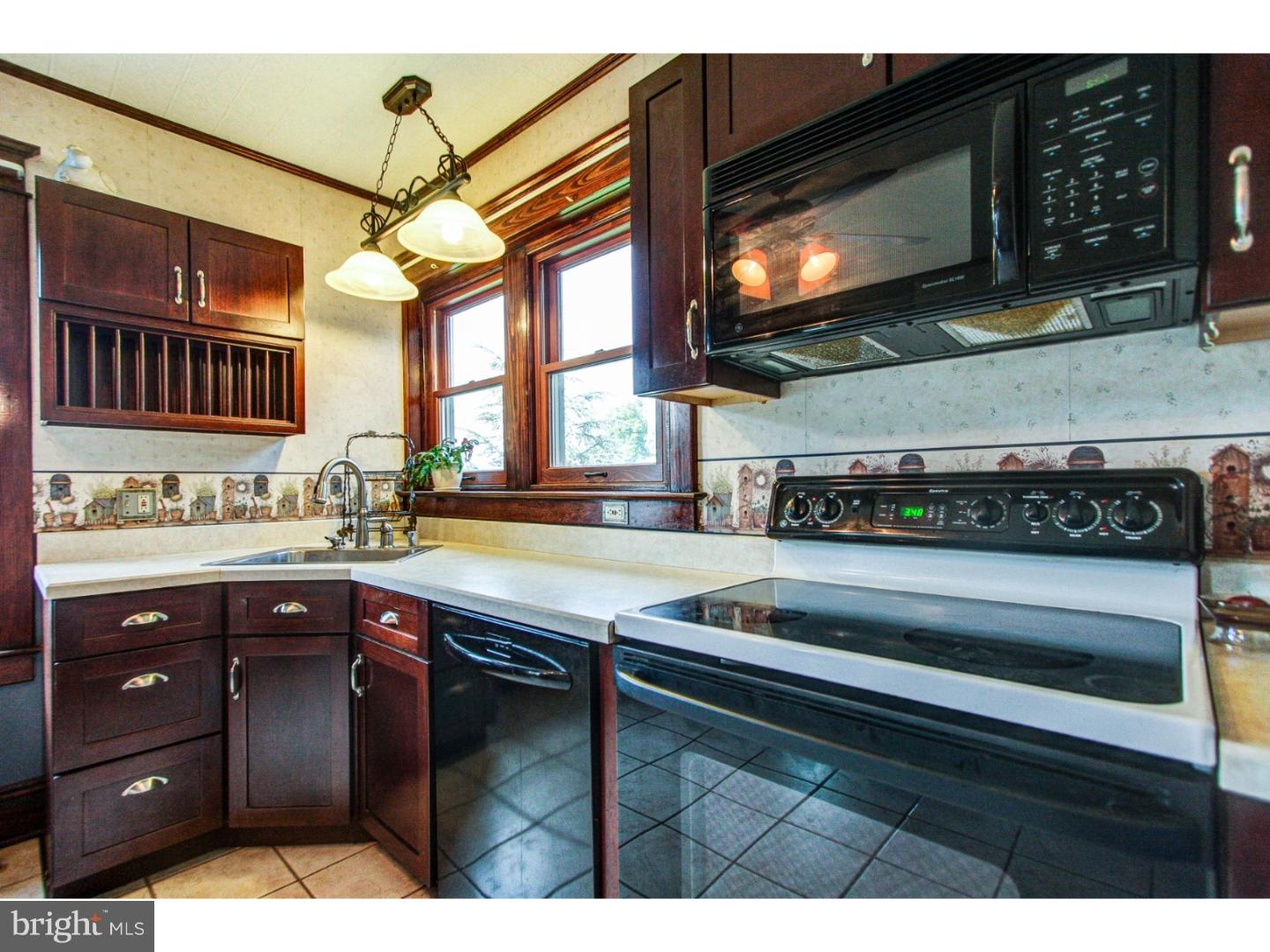 197 West Reliance Road Telford, PA 18969 - Photo 13 of 25 Kitchen