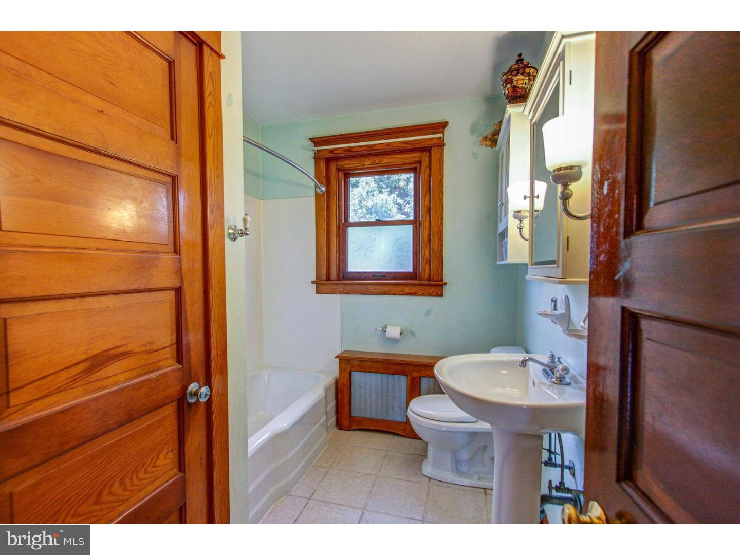 197 West Reliance Road Telford, PA 18969 - Photo 14 of 25 Bathroom