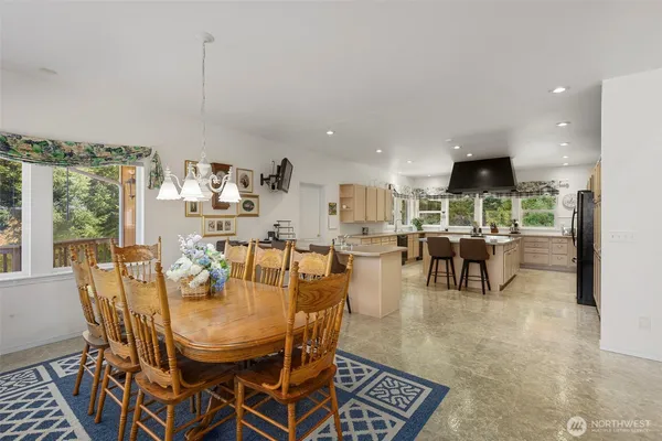$999,950 | 16705 92nd Street Northwest, Lakebay, WA 98349