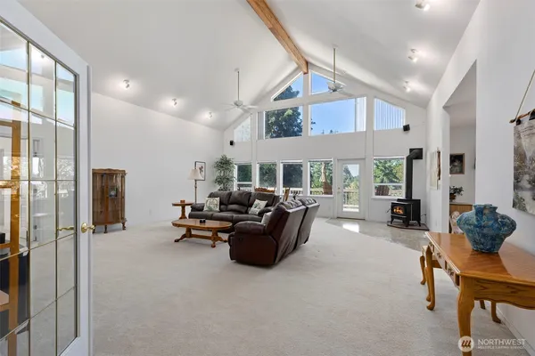 $999,950 | 16705 92nd Street Northwest, Lakebay, WA 98349