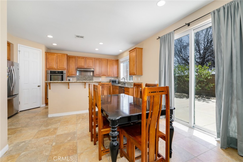 13859 Dove Canyon Way Rancho Cucamonga, CA 91739 - Photo 8 of 35
