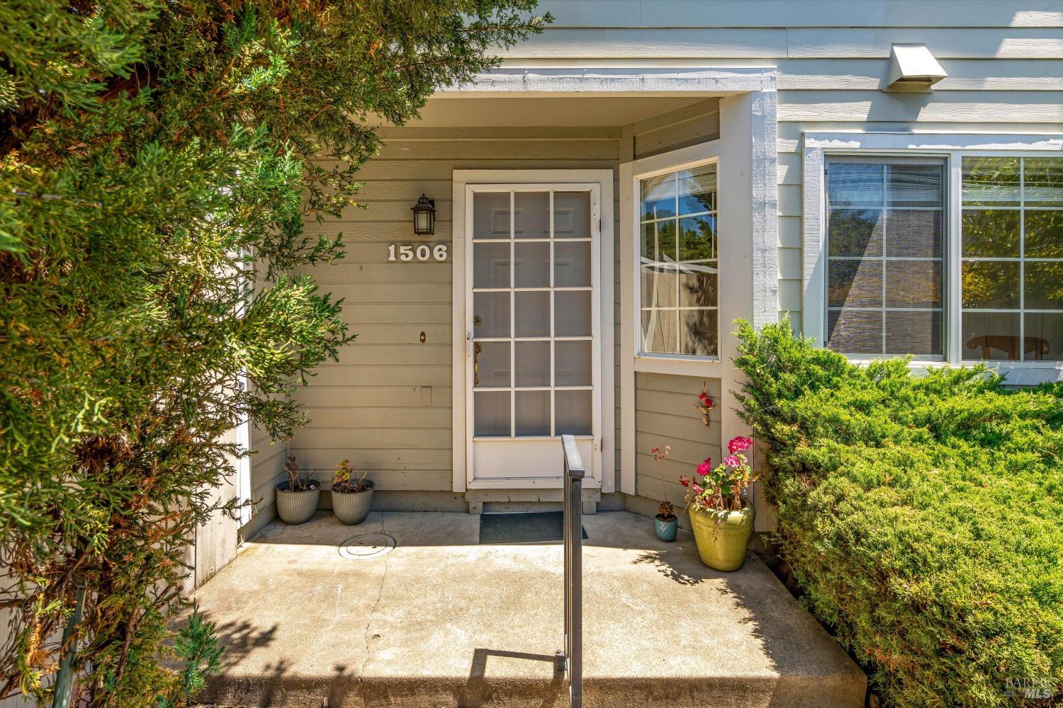 1506 Townview Avenue Santa Rosa, CA 95405 - Photo 11 of 47