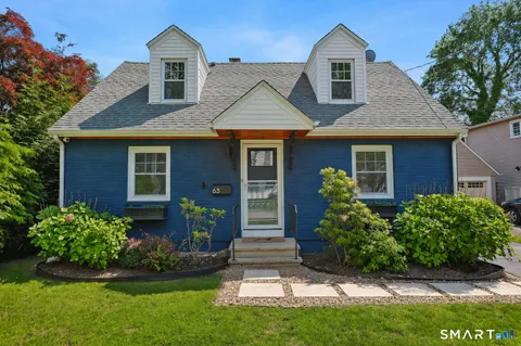 $999,000 | 63 Henry Street, Fairfield, CT 06824