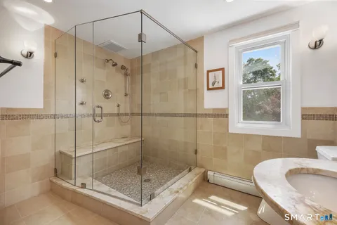 $999,000 | 63 Henry Street, Fairfield, CT 06824