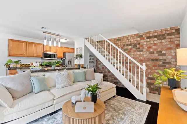 $479,000 | 5536 Spinnaker Drive, Unit 3, San Jose, CA 95123