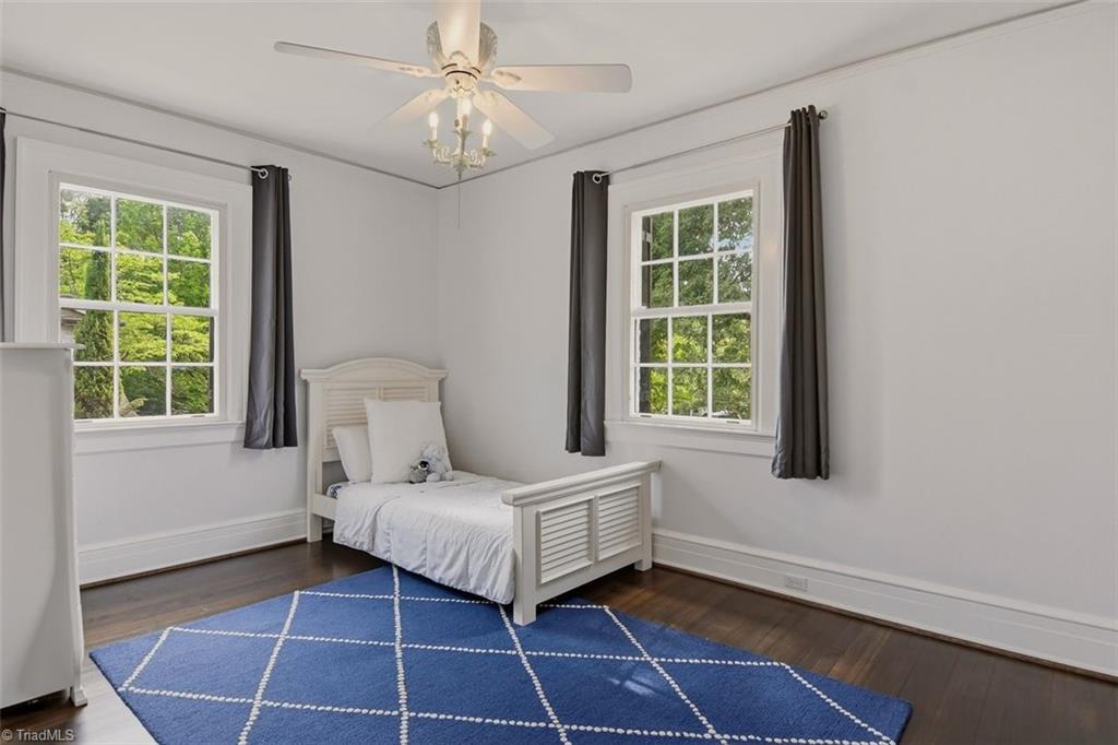 419 Stratford Road Northwest Winston-Salem, NC 27104 - Photo 24 of 37