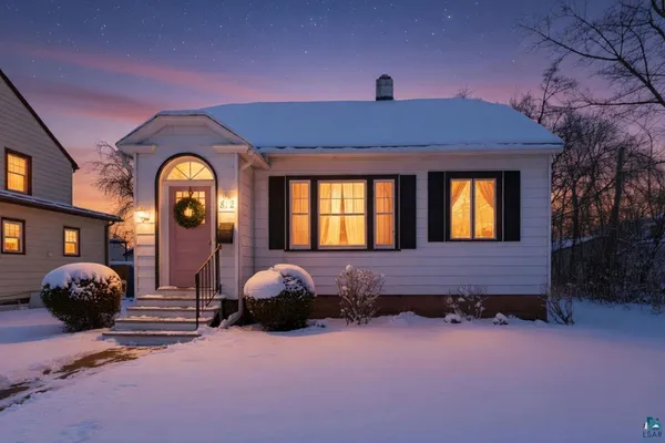 $189,900 | 812 4th Avenue West, Ashland, WI 54806