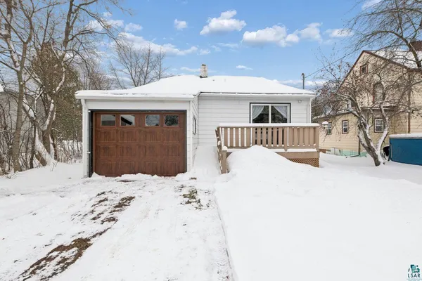 $189,900 | 812 4th Avenue West, Ashland, WI 54806