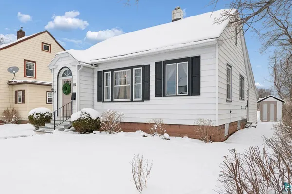 $189,900 | 812 4th Avenue West, Ashland, WI 54806