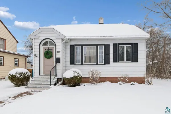 $189,900 | 812 4th Avenue West, Ashland, WI 54806