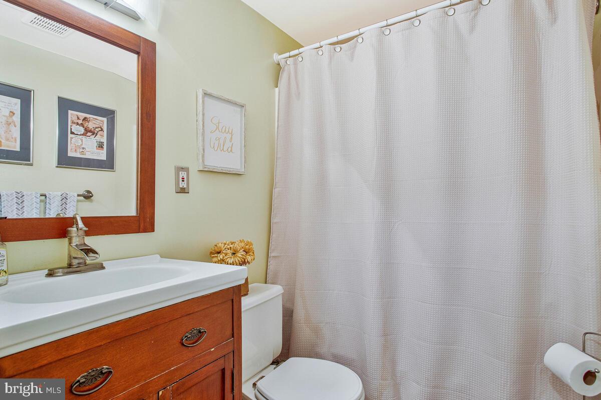 2801 Riva Road Annapolis, MD 21401 - Photo 20 of 55 Main level full bath