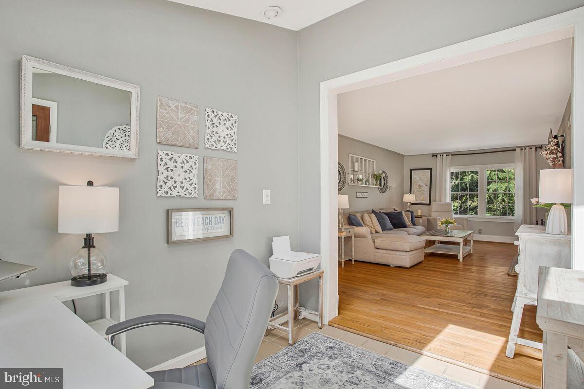 2801 Riva Road Annapolis, MD 21401 - Photo 29 of 55 Sunroom