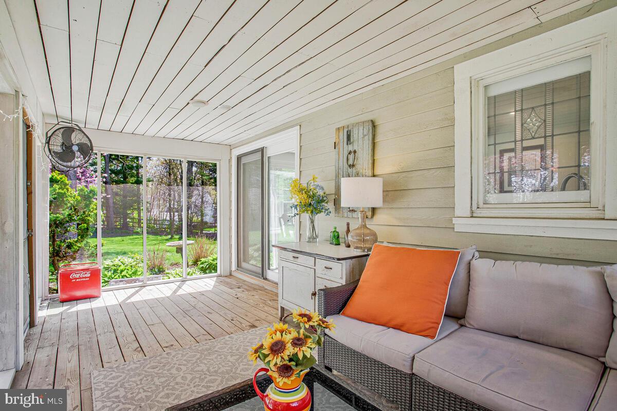 2801 Riva Road Annapolis, MD 21401 - Photo 36 of 55 Screen Porch