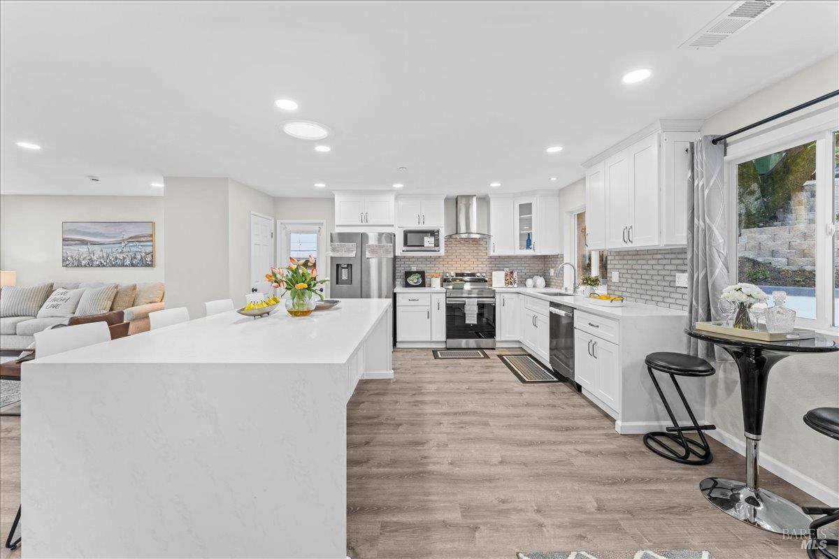 30 Fair Drive San Rafael, CA 94901 - Photo 6 of 33