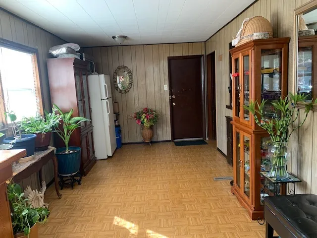 $214,000 | 14600 Cleveland Avenue, Posen, IL 60469