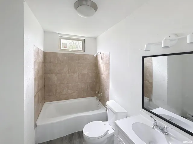 $59,000 | 204 Main Avenue, Matherville, IL 61263