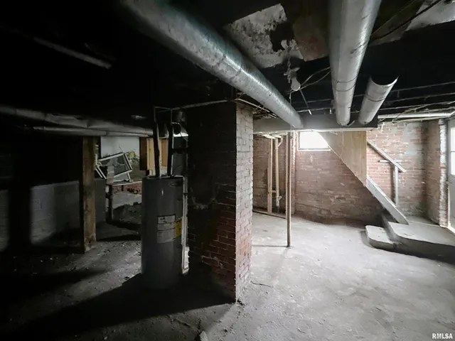 $59,000 | 204 Main Avenue, Matherville, IL 61263