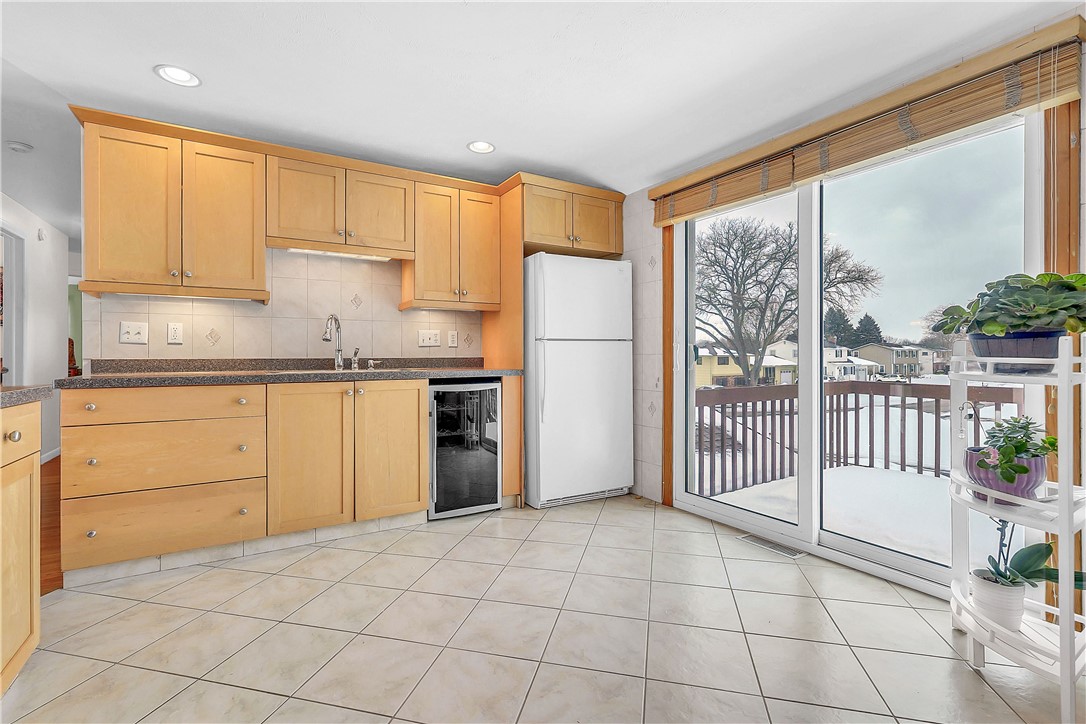 47 Newport Road Irondequoit, NY 14622 - Photo 14 of 50