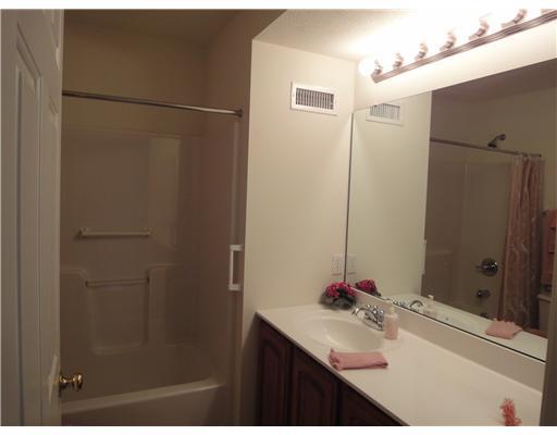 5020 Venice Road Pittsburgh, PA 15209 - Photo 14 of 18 Full Bath.