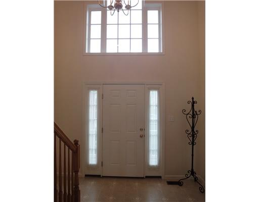 5020 Venice Road Pittsburgh, PA 15209 - Photo 8 of 18 Entry/Foyer.