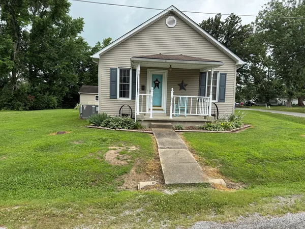 $42,500 | 78 Academy Street, Eldorado, IL 62930