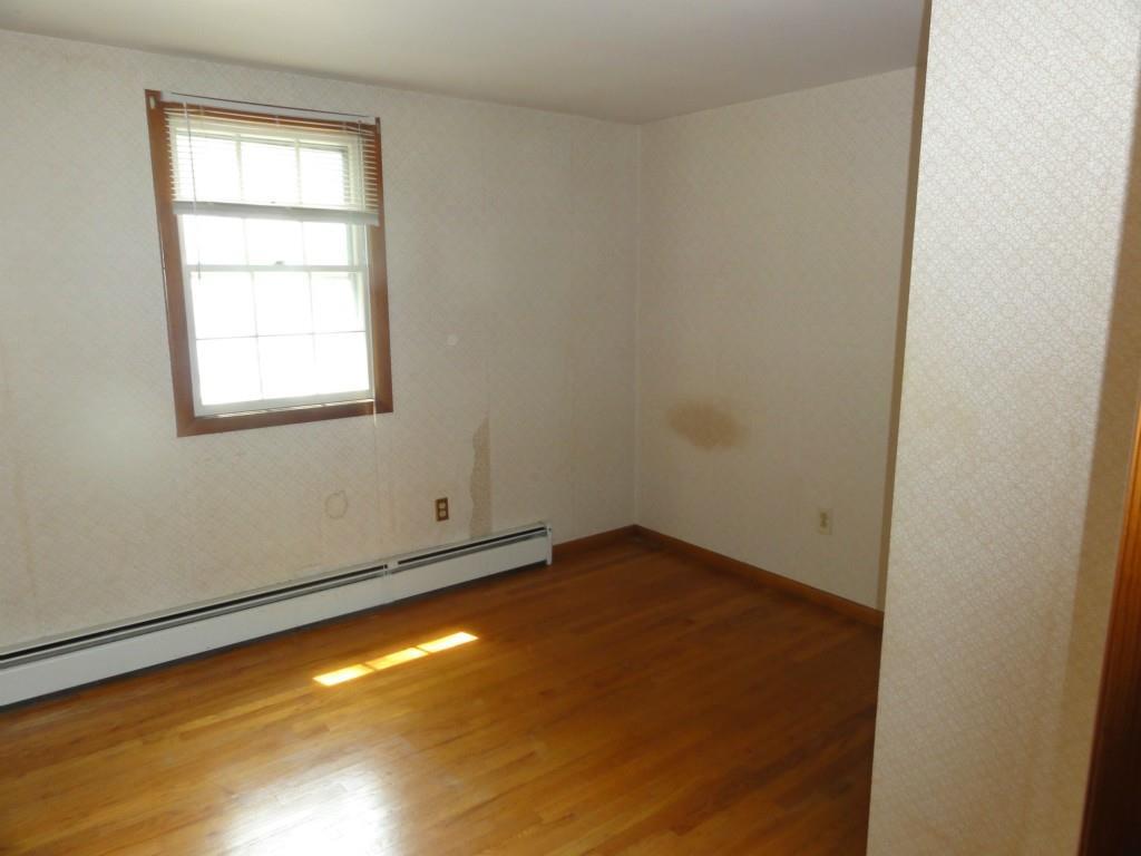 5 Eastfield Road Cape Elizabeth, ME 04107 - Photo 6 of 9 Bedroom