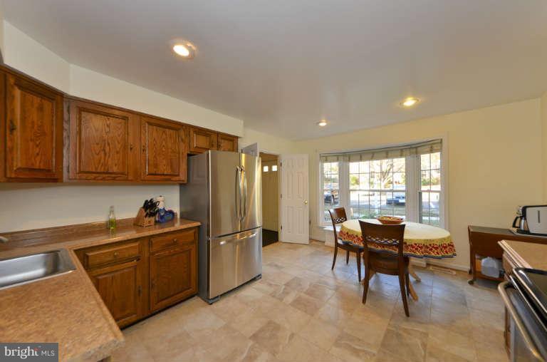 4606 4th Road North Arlington, VA 22203 - Photo 11 of 30 Kitchen